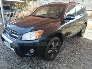 Toyota RAV4 3.5 2010 Green