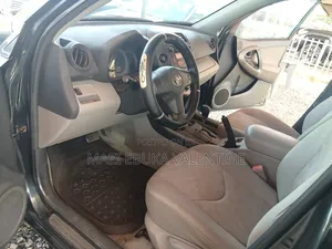 Toyota RAV4 3.5 2010 Green