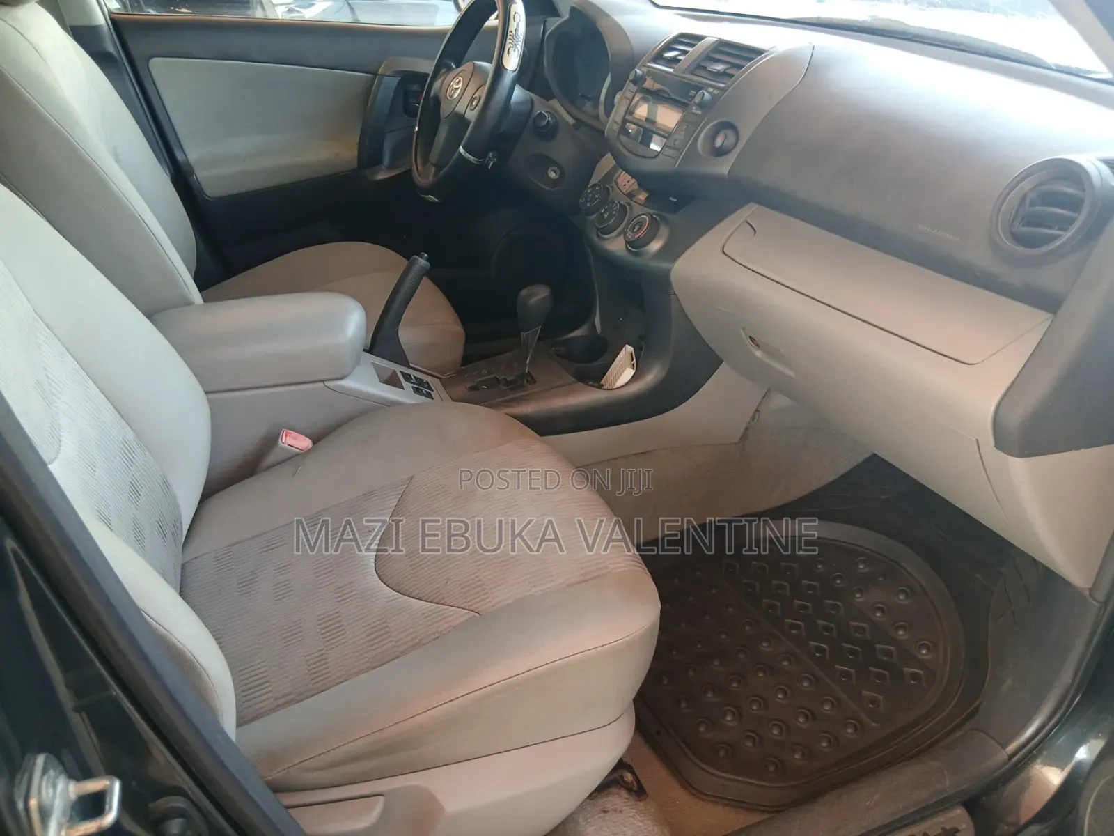 Toyota RAV4 3.5 2010 Green