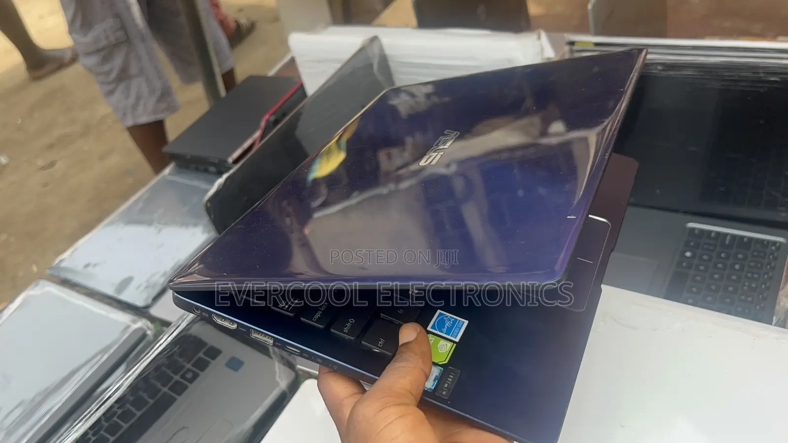 Laptop Asus ZenBook 13 UX331UN 8GB Intel Core I5 SSD 512GB