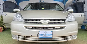 Toyota Sienna 2005 Gold
