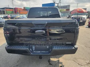 Ford F-150 Platinum 4x4 SuperCrew Cab Styleside 6.5 ft. box 157 in. WB