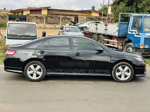 Toyota Camry SE 4dr Sedan (2.5L 4cyl 6A) 2011 Black