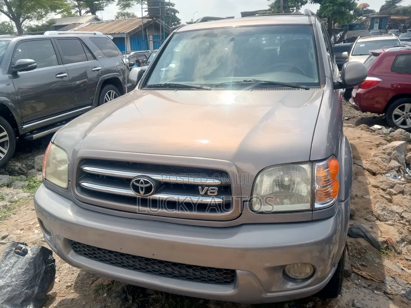 Toyota Sequoia 2004 Gray
