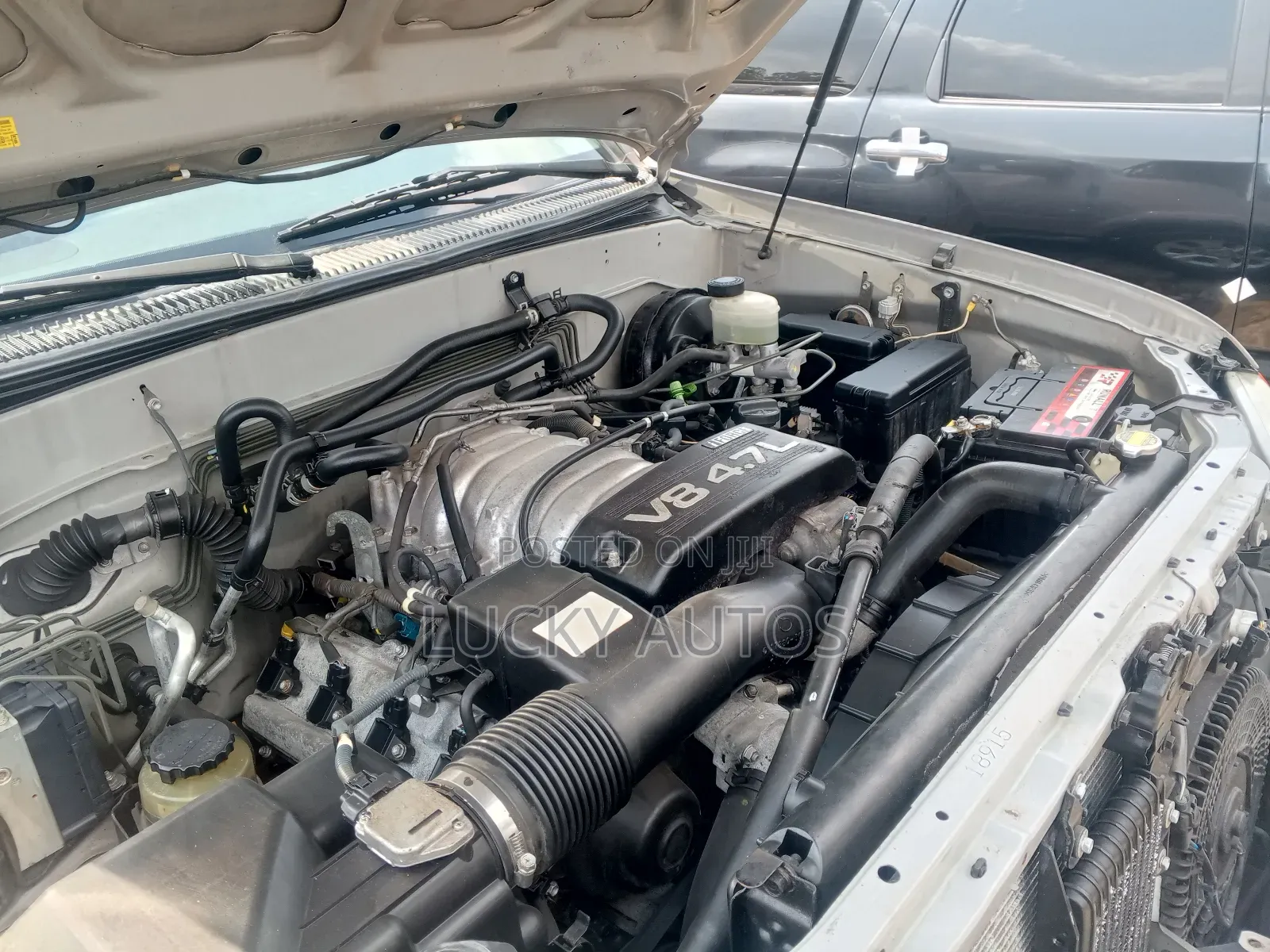 Toyota Sequoia 2004 Gray