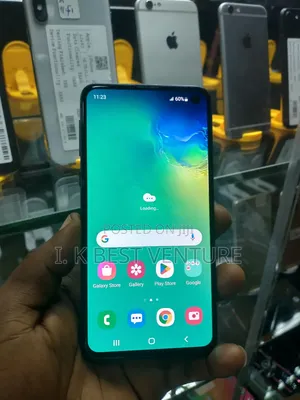 Samsung Galaxy S10e 128 GB Black