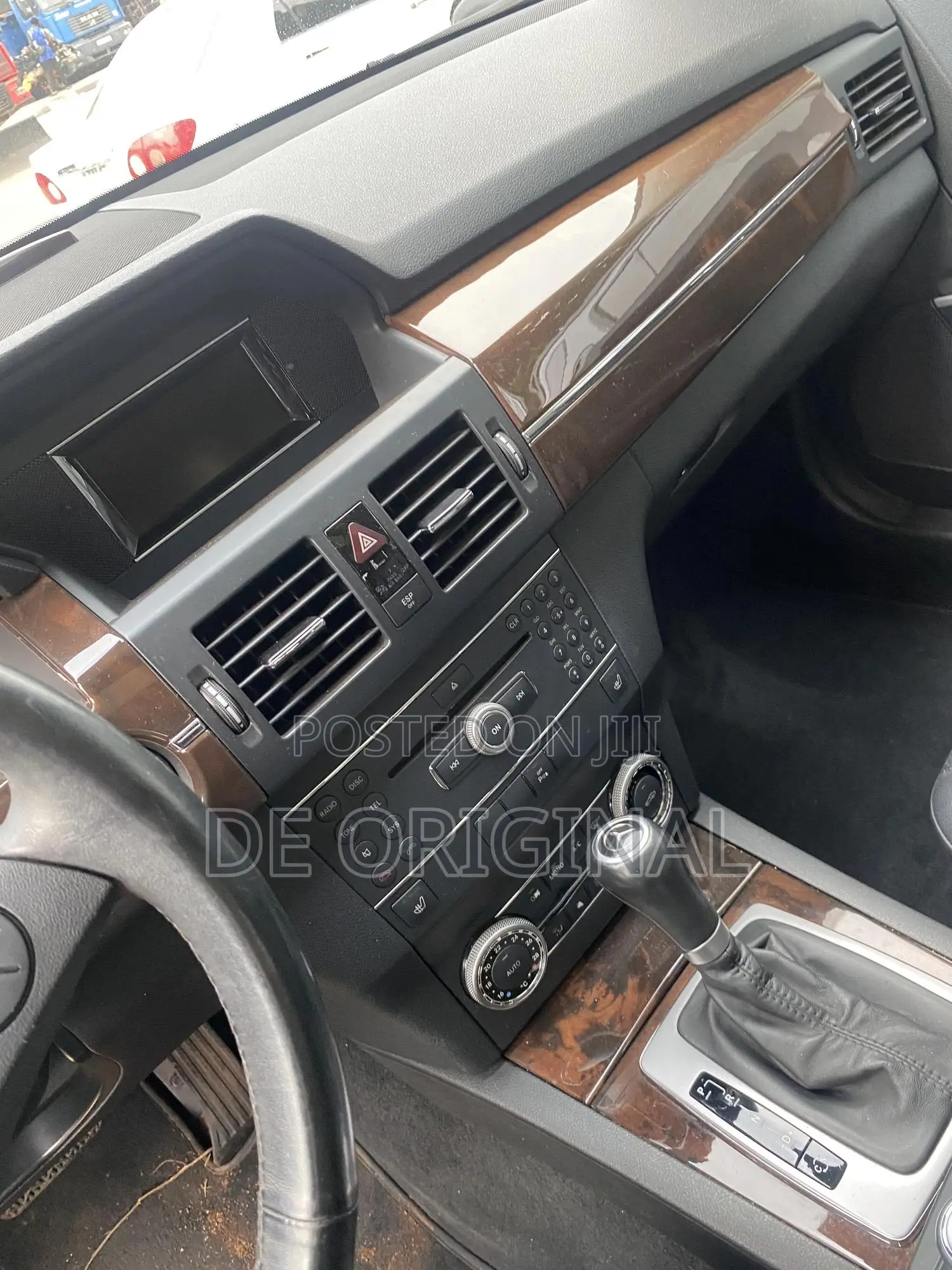 Mercedes-Benz GLK-Class 350 4MATIC 2010 White