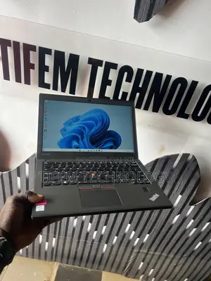 Laptop Lenovo ThinkPad X270 8GB Intel Core I5 SSD 512GB