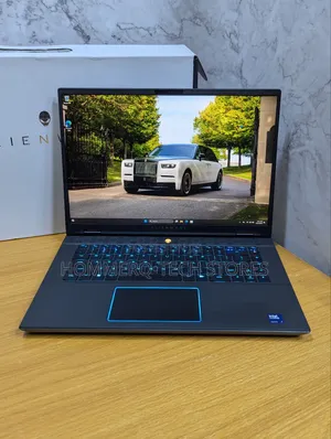 Laptop Dell Alienware M16 R2 16GB Intel Core Ultra 7 SSD 1T