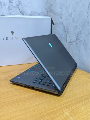 Laptop Dell Alienware M16 R2 16GB Intel Core Ultra 7 SSD 1T