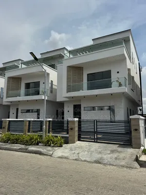 5bdrm Duplex in Osapa london for sale