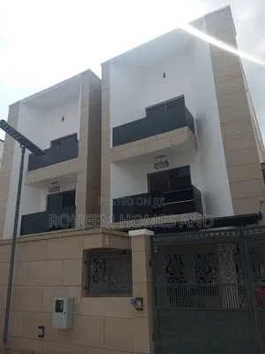 5bdrm Duplex in Estate, Ikeja GRA for sale