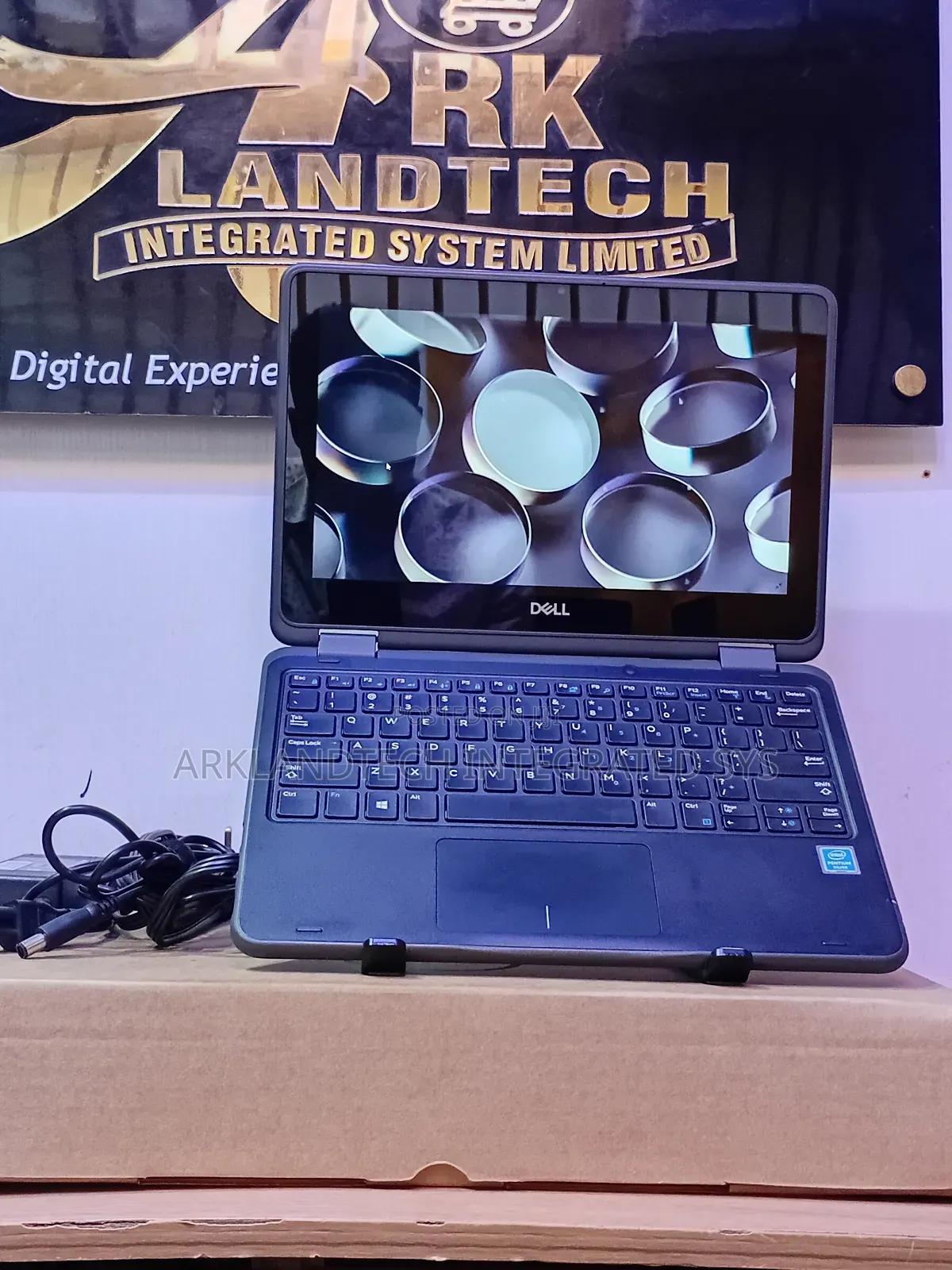 Laptop Dell Latitude E4200 8GB Intel Pentium SSD 128GB