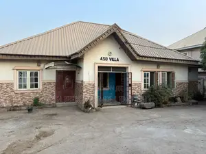 Furnished 3bdrm Bungalow in FHA for sale