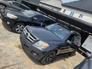 Mercedes-Benz GLK-Class 2011 Blue