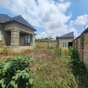 4bdrm Bungalow in Soka for sale