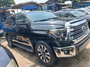 Toyota Sequoia 2013 Black