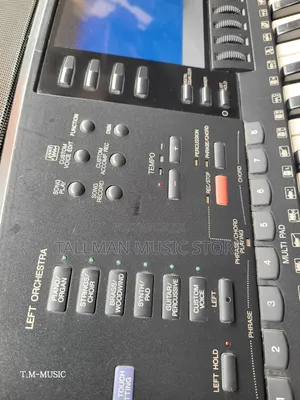 Yamaha PSR 7000