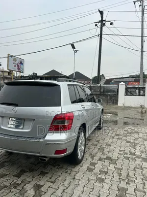 Mercedes-Benz GLK-Class 2011 Silver