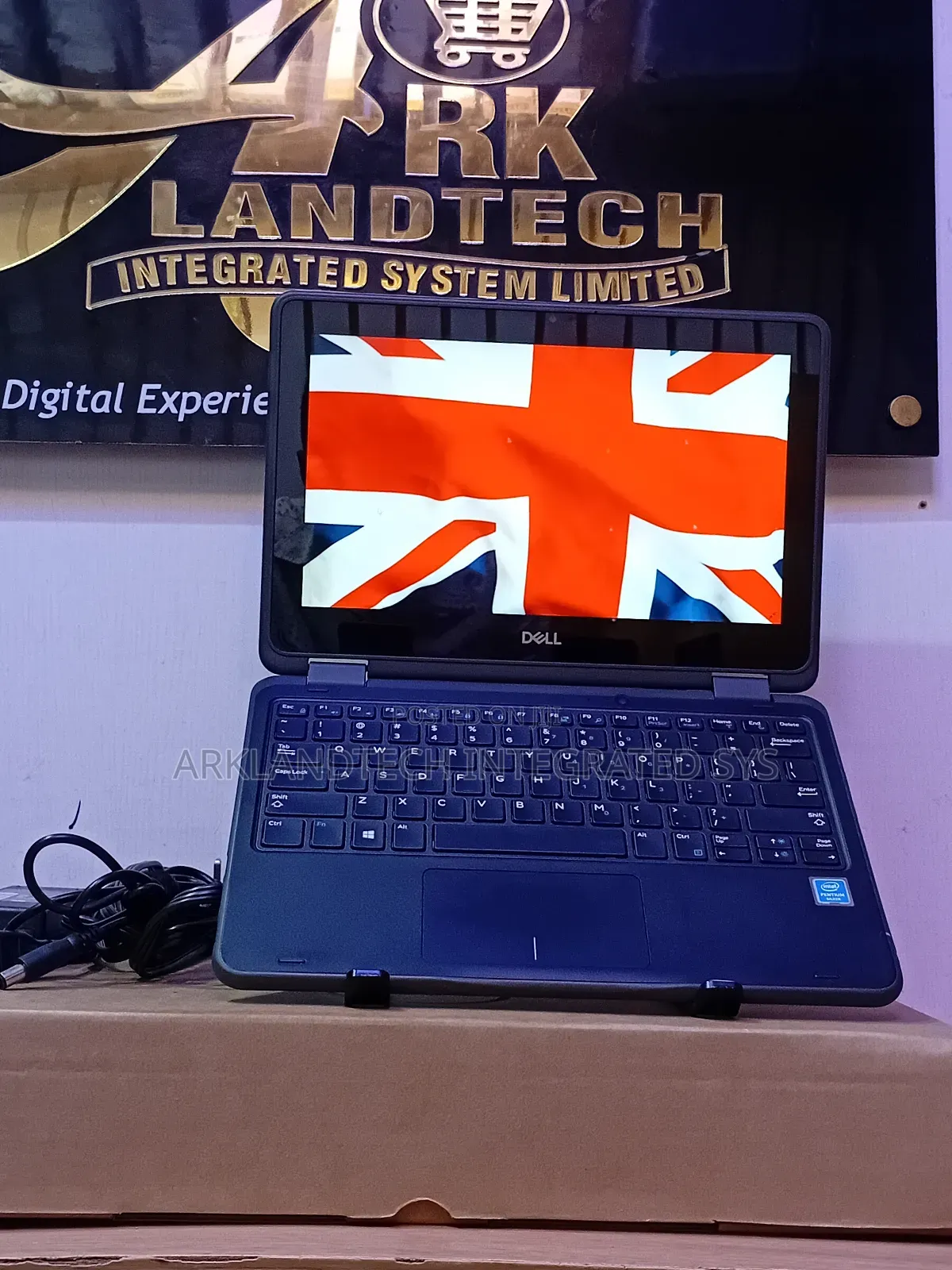 Laptop Dell Latitude E5270 8GB Intel Pentium SSD 256GB