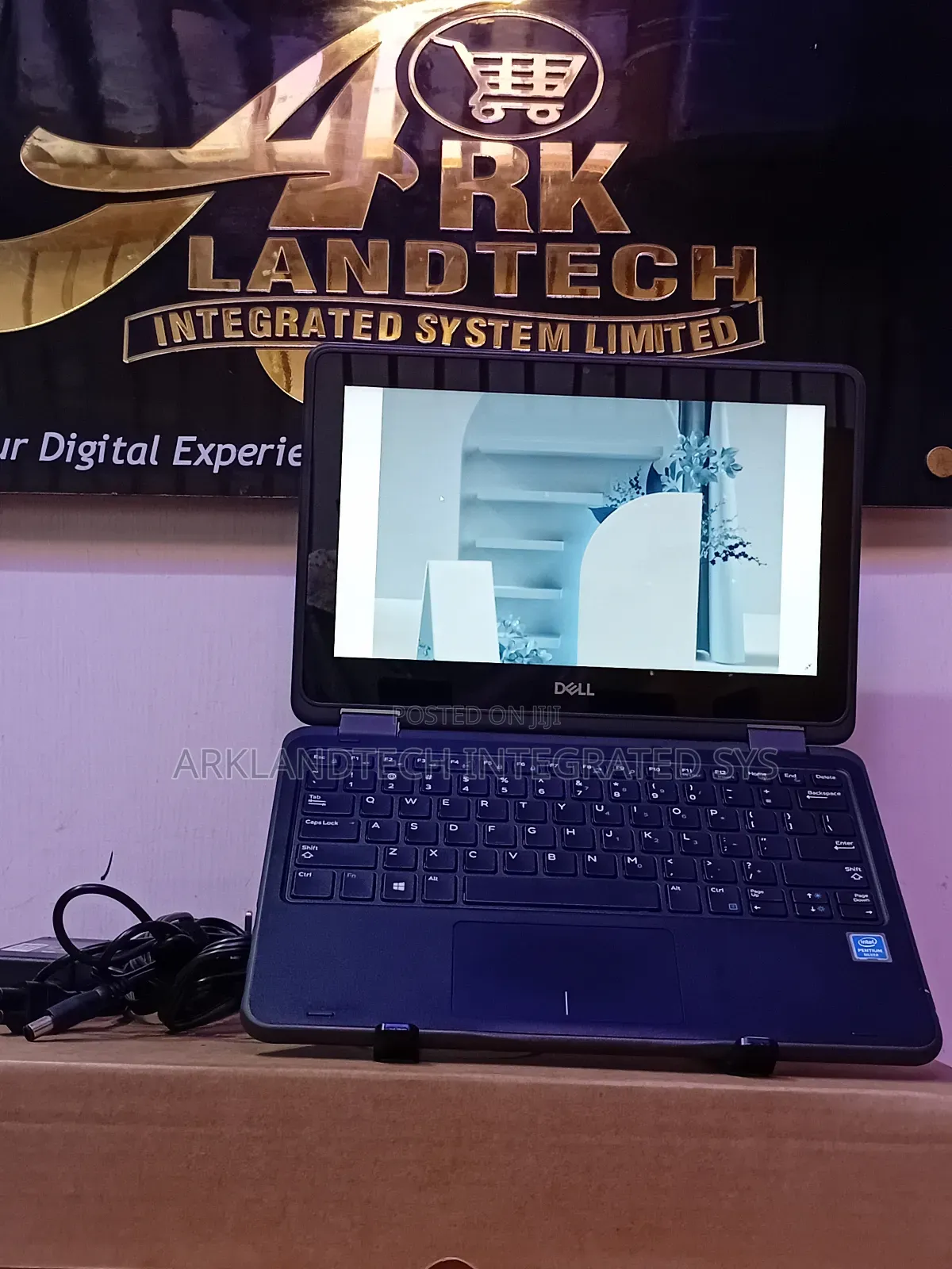 Laptop Dell Latitude 5300 8GB Intel Pentium SSD 256GB