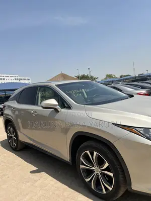 Lexus RX 350 FWD 2017 Gold