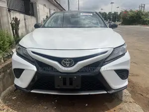 Toyota Camry XSE FWD 2020 White