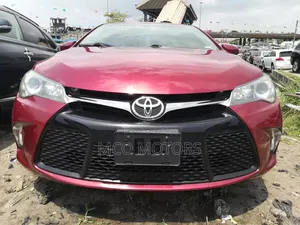 Toyota Camry 2016 Maroon