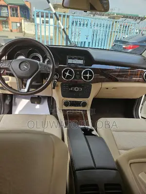 Mercedes-Benz GLK-Class 350 4MATIC 2013 White
