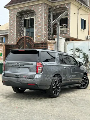 Chevrolet Suburban 2021 Gray