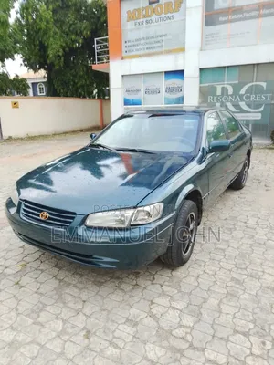 Toyota Camry CE 4dr Sedan (2.2L 4cyl 4A) 2000 Green
