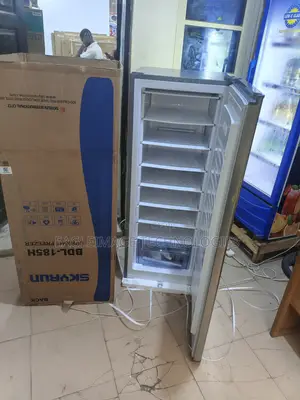 Skyrun 185l Upright Freezer: Quality Meets Affordability.