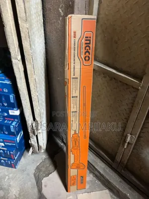 Ingco Cordless Concrete Poka Vibrator 20v