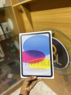 New Apple iPad (2025) 128 GB