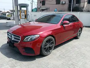 Mercedes-Benz E300 2019 Red