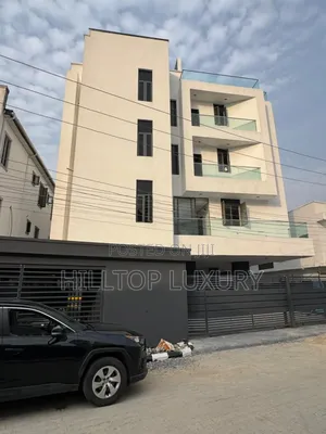 Furnished 5bdrm Maisonette in Lekki for sale