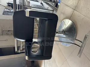 Salon Chair