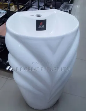 Standing Wash Basin