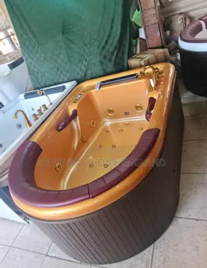 Executive Jacuzzi With Television