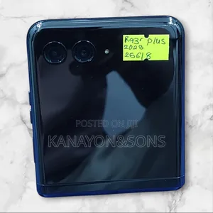 Motorola Razr (2023) 256 GB Black