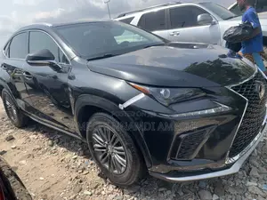 Lexus NX 300h AWD 2018 Black