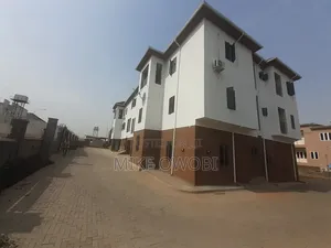 3bdrm Block of Flats in Guzape for rent