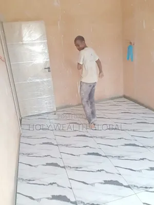 Profesional Tiles and Mable Services With a Satisfied Machine