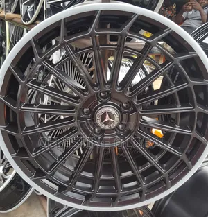 Mercedes-Benz 2015 M L Rim Size 19