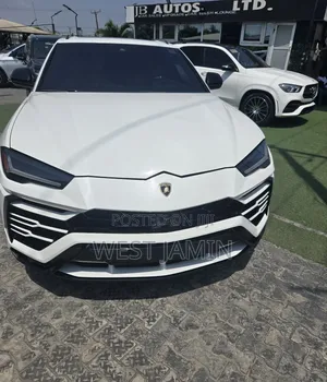 Lamborghini Urus Base 2019 White