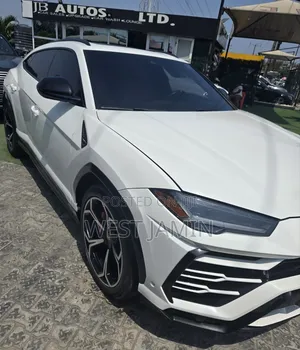 Lamborghini Urus Base 2019 White