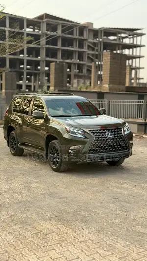 Lexus GX 460 AWD 2022 Green