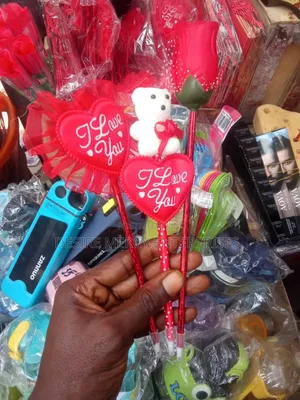 Valentine's Pen Flowers