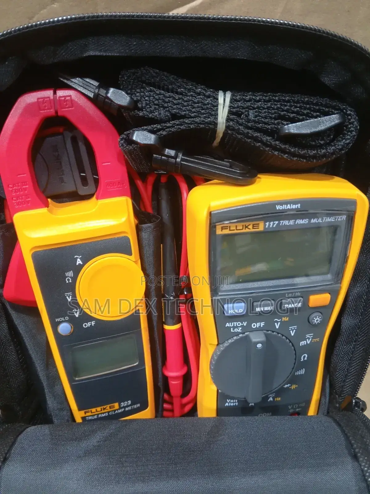 Fluke 117/323 Electrician's Combo Kit
