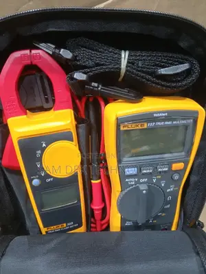Fluke 117/323 Electrician's Combo Kit